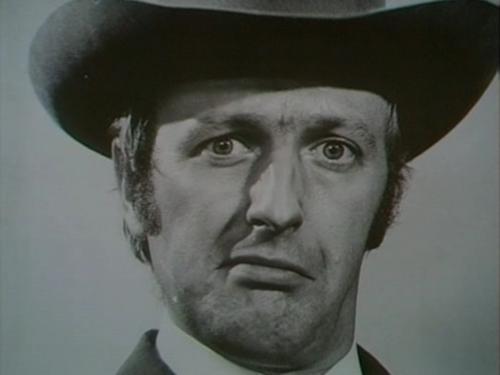 graham-chapman-graham-chapman-11589716-500-375