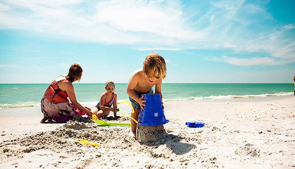 best-toddler-vacations-florida-sand-castle-featured