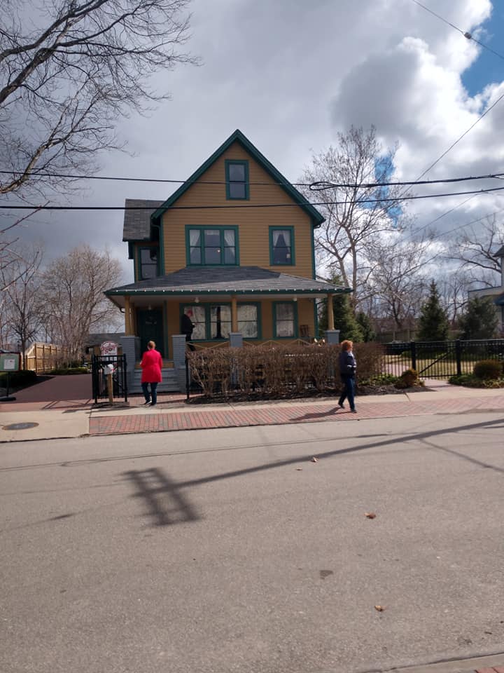 53831202_10161795223795195_7413545351728070656_n