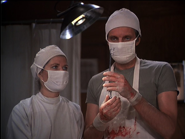 MV5BNjQwMTdhZDgtYzkyMi00MjJiLThjZjktYzM1ZDBjN2ZkZGU0XkEyXkFqcGdeQXVyNjUxMjc1OTM@__V1_