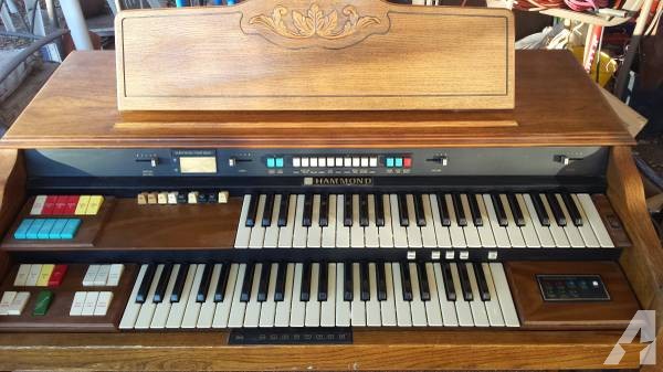 hammond-organ-model-142115-200-americanlisted_36414309