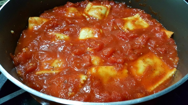 One-Pan-Cheesy-Spinach-Ravioli-Recipe-1